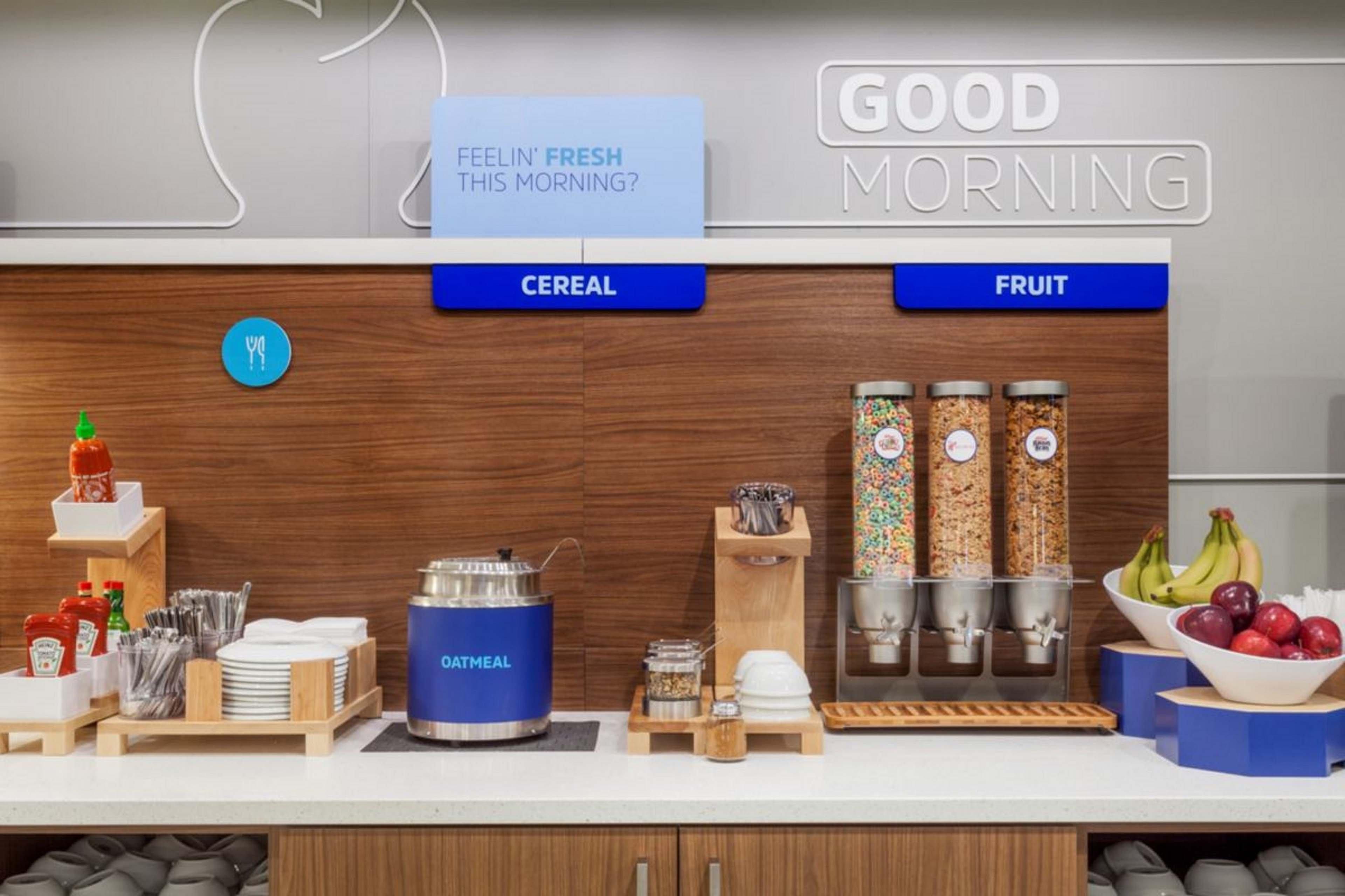 Holiday Inn Express Hotel & Suites Saginaw By Ihg Экстерьер фото