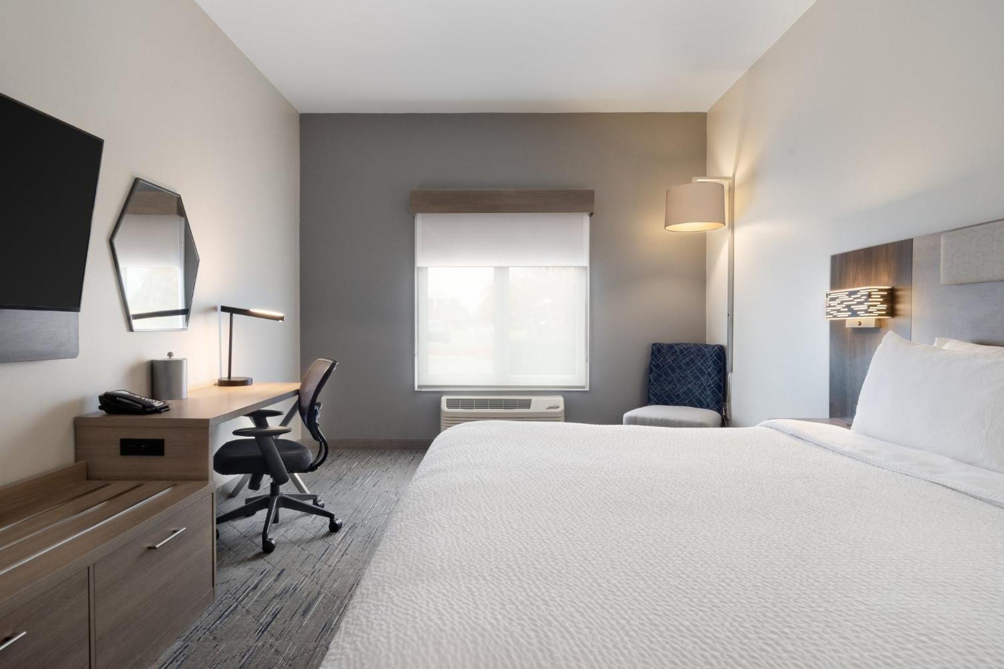 Holiday Inn Express Hotel & Suites Saginaw By Ihg Экстерьер фото
